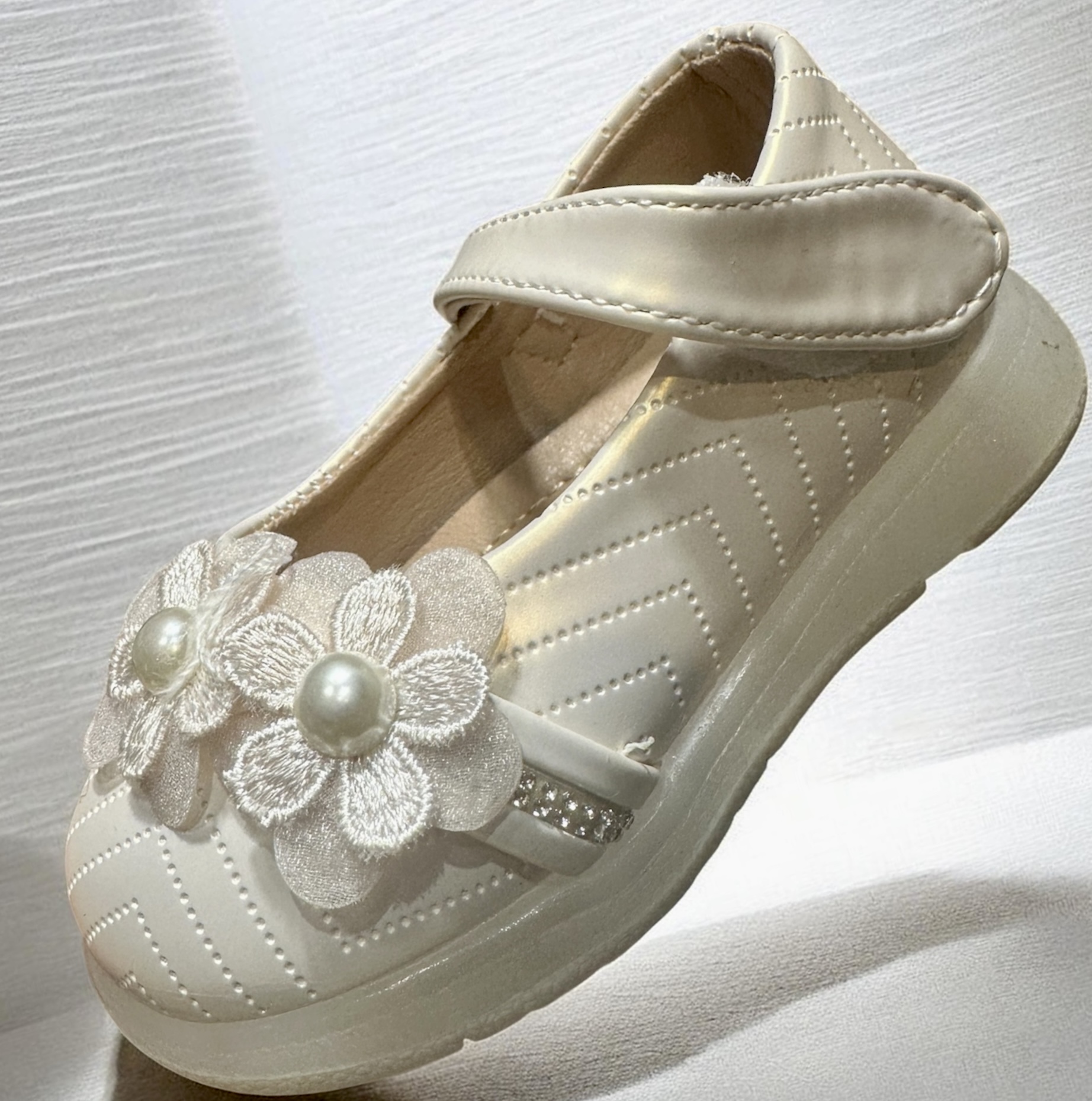 Zapatitos con Luz Be - Photoroom_20260822_172541.jpeg