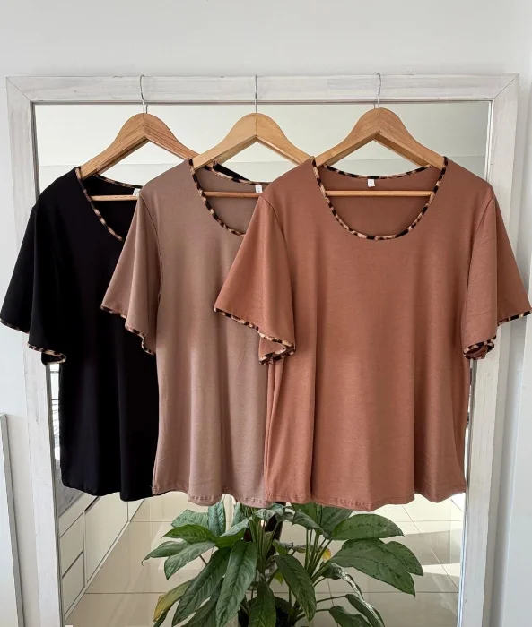 Remeras de Modal Viscosa con Terminaciones en Animal Print