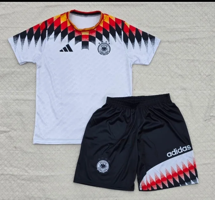 Conjunto Alemania Evolution Adultos