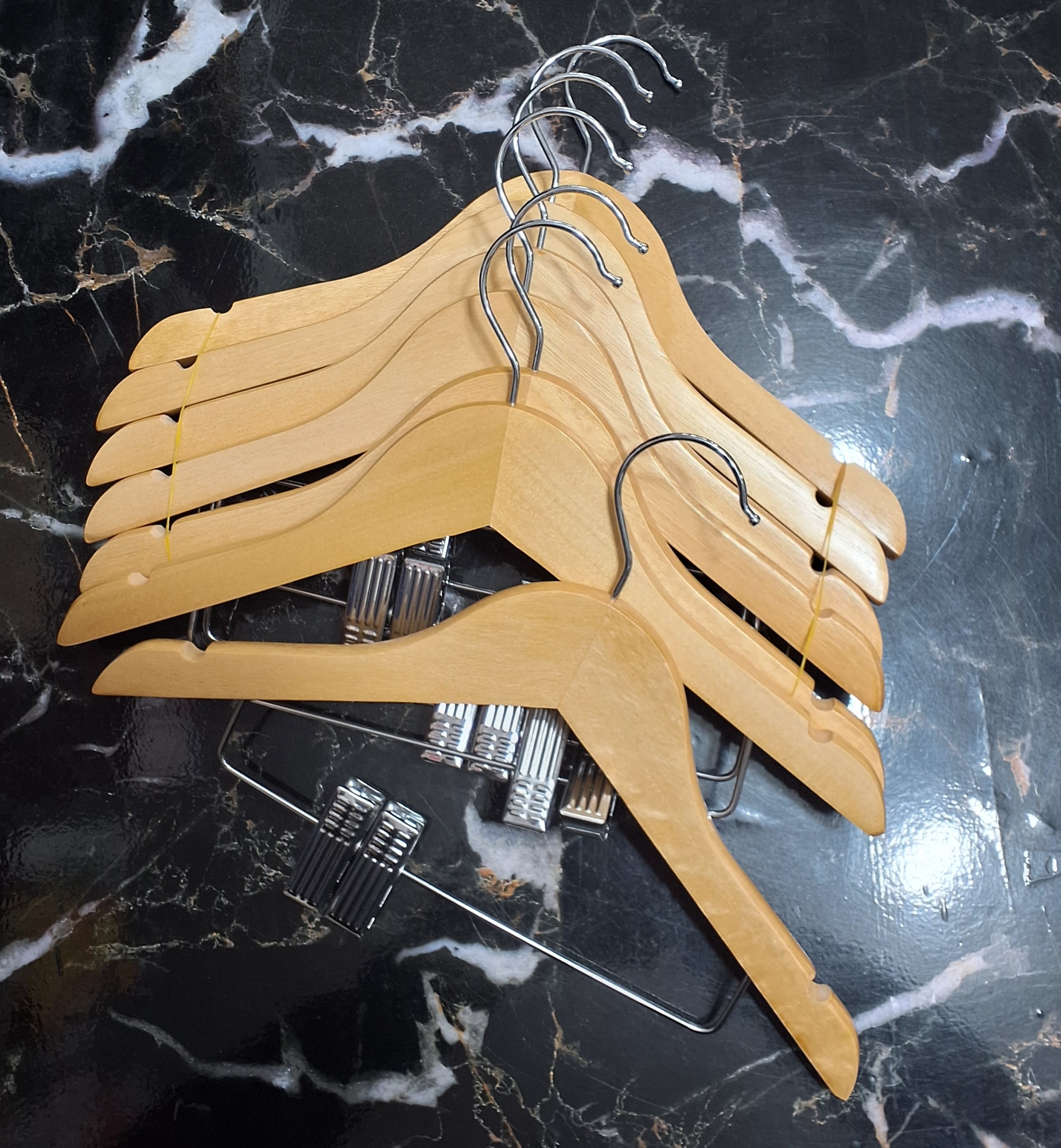 Perchas Madera con Gancho - Imagen 4