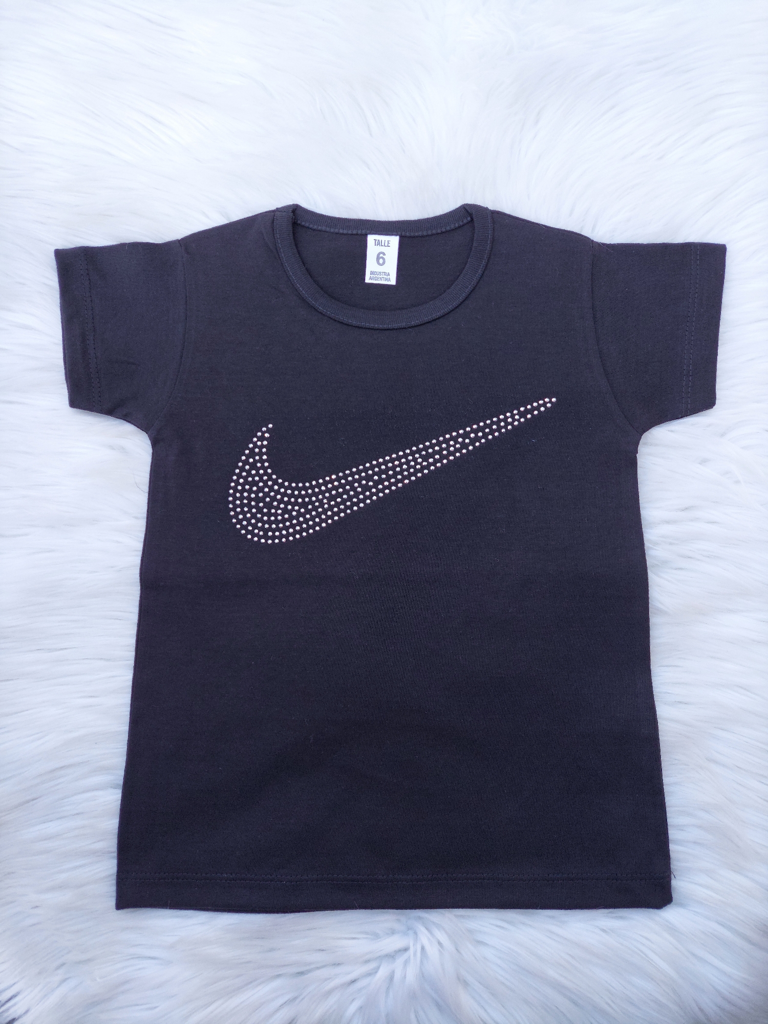 Remera N C/strass - Imagen 3