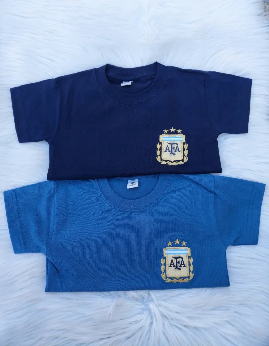 Remera Afa Bordado