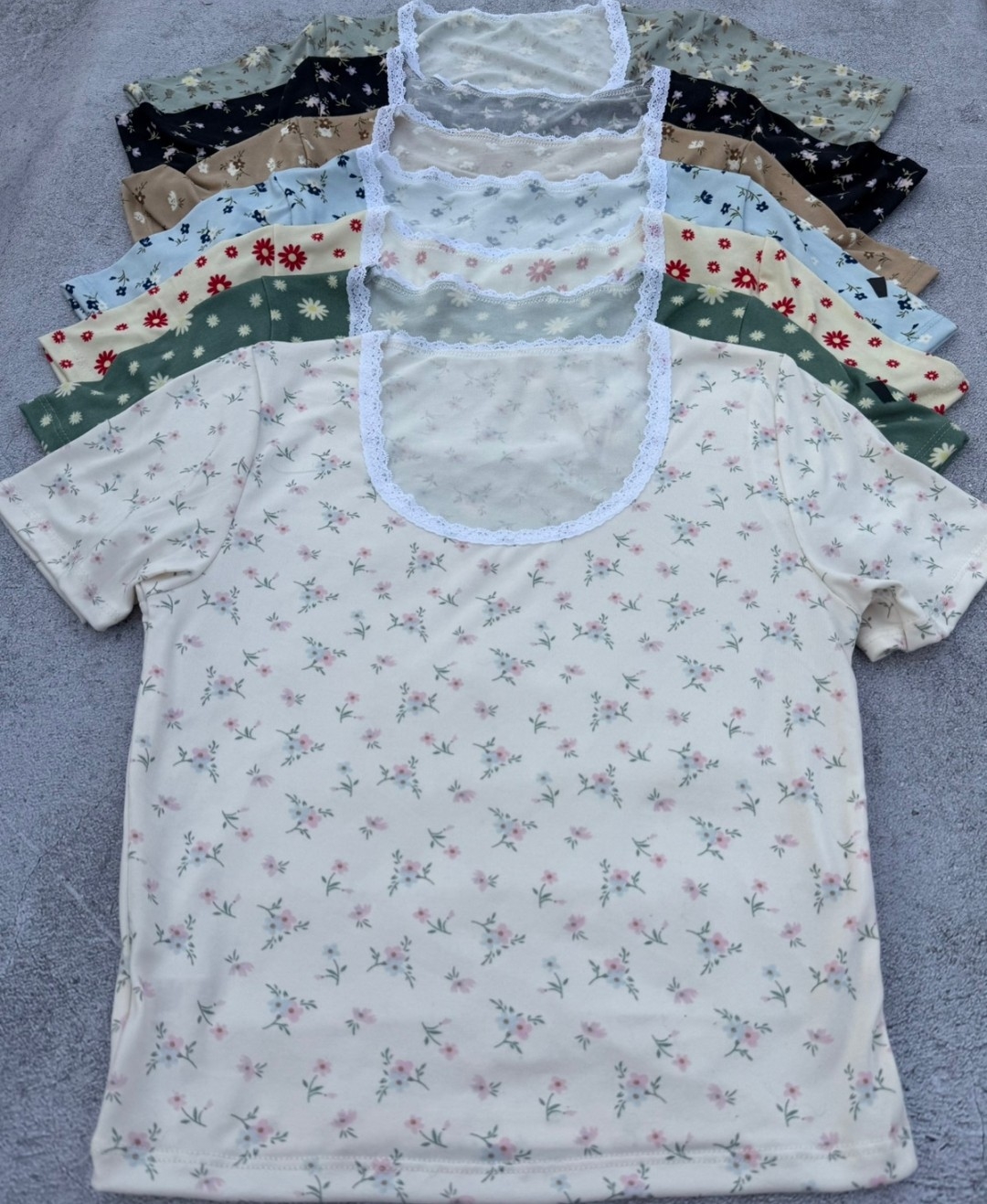 Remera Flores - Imagen 3