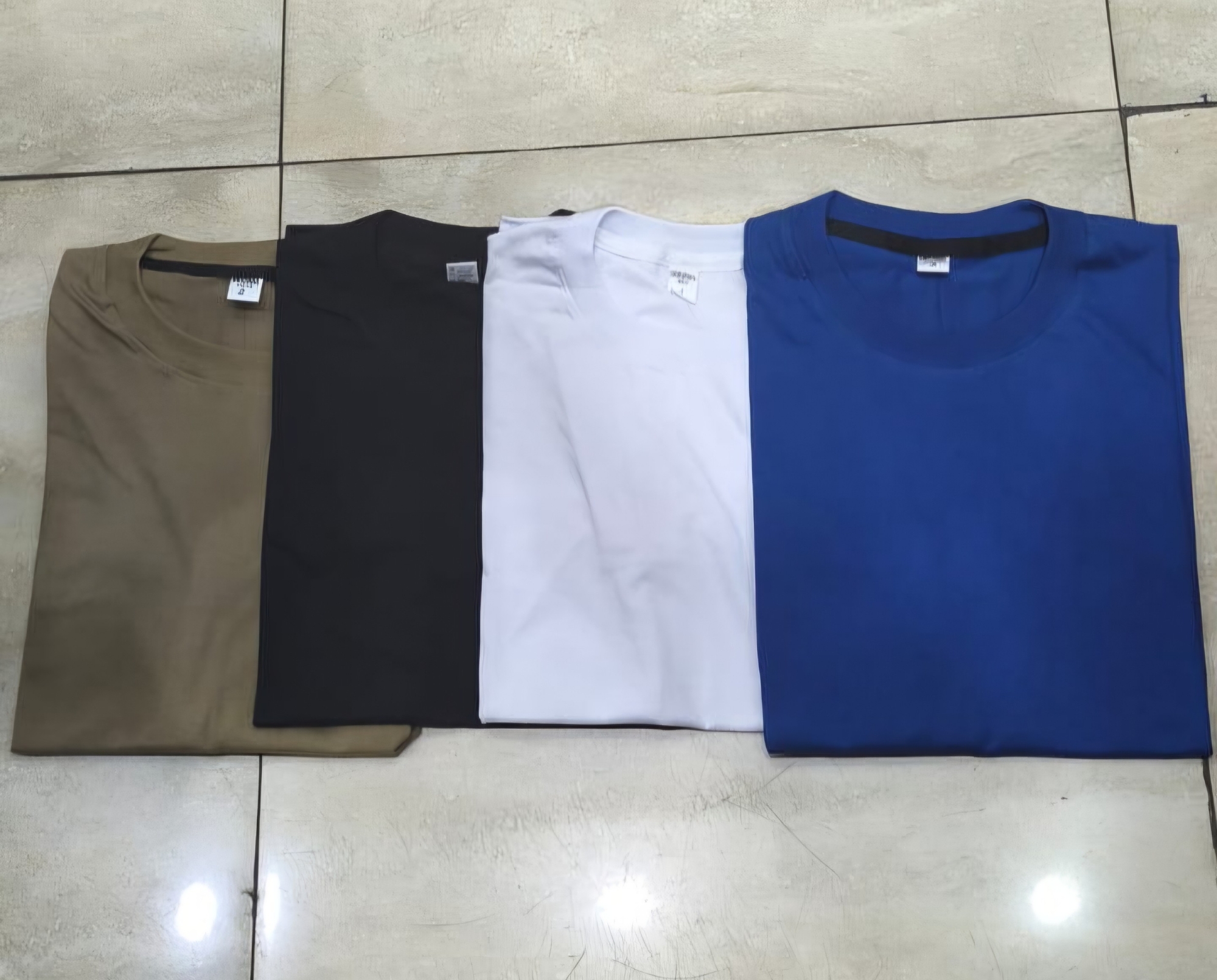 Remeras Básicas - Imagen 3