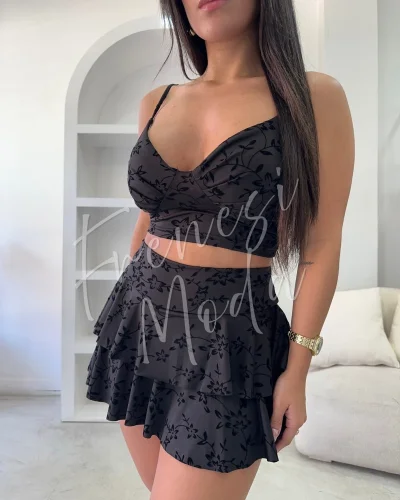 Conjunto Top y Short Pollera Lycra Flock