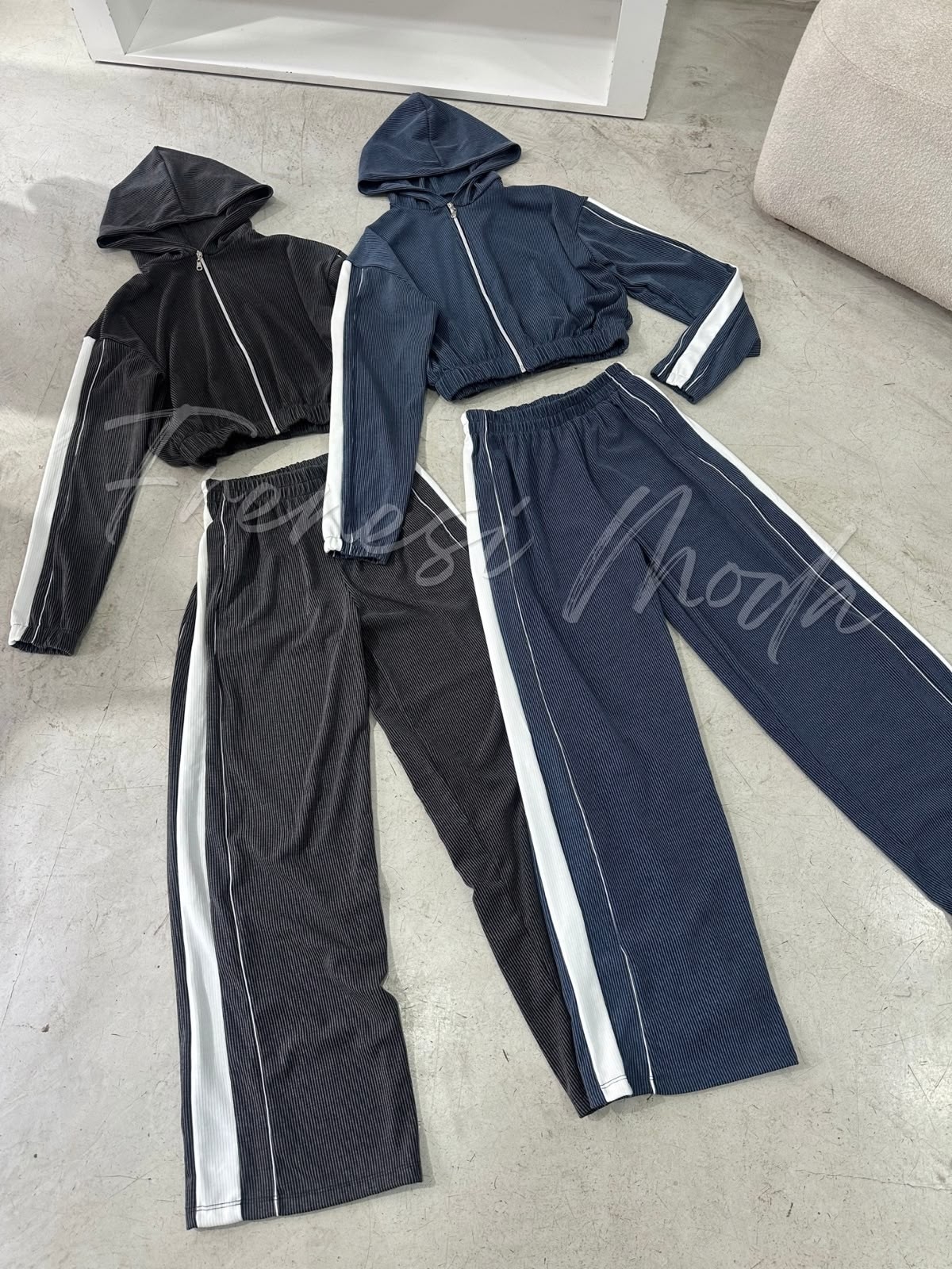 Conjunto Campera y Palazo con Venas - Imagen 2
