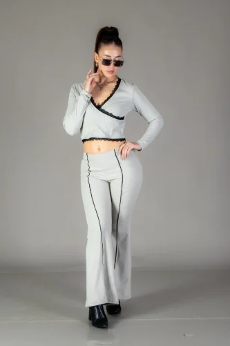 Conjunto Top con Encaje