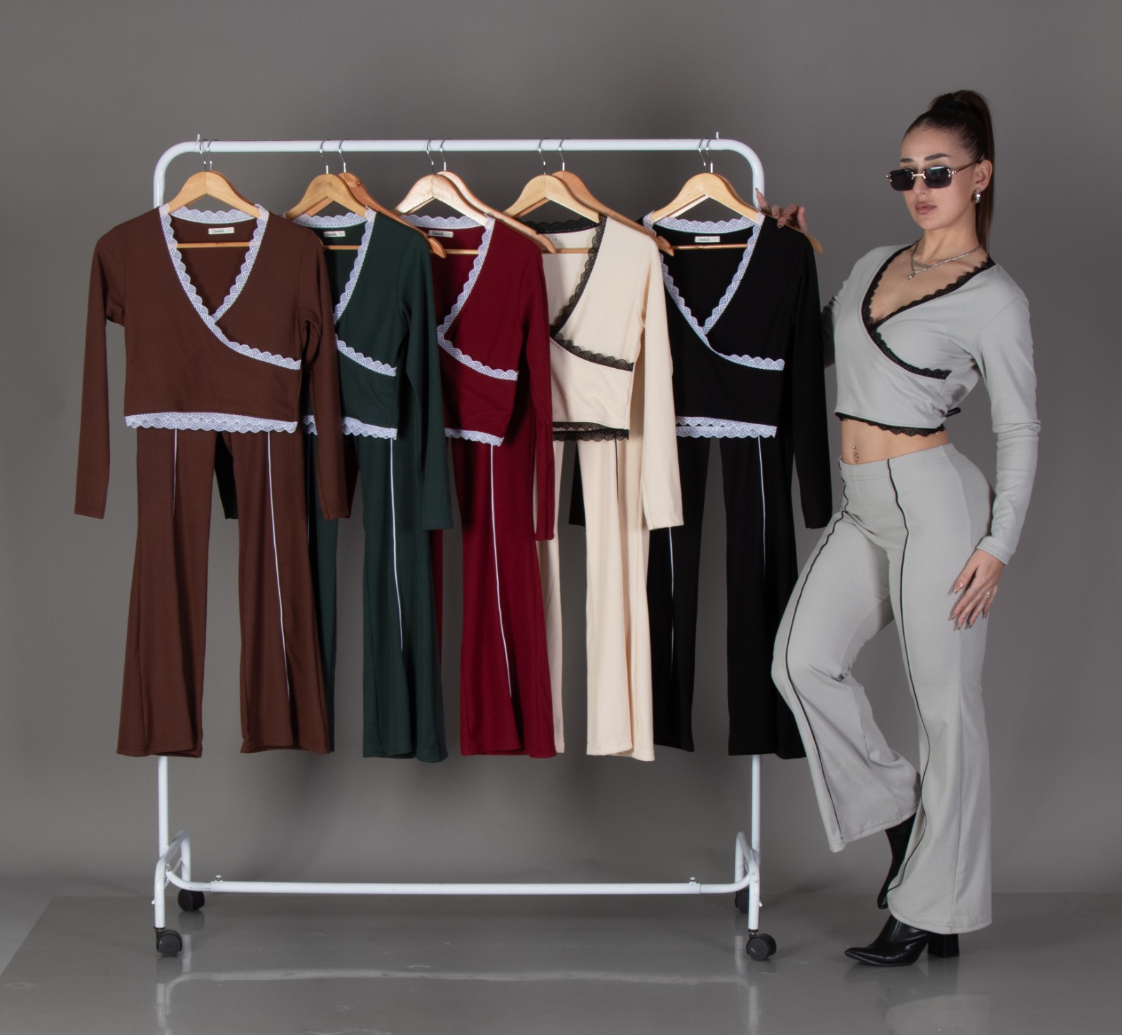 Conjunto Top con Encaje - 2f678364-6423-4ec0-a9e3-b3de75628813.jpeg