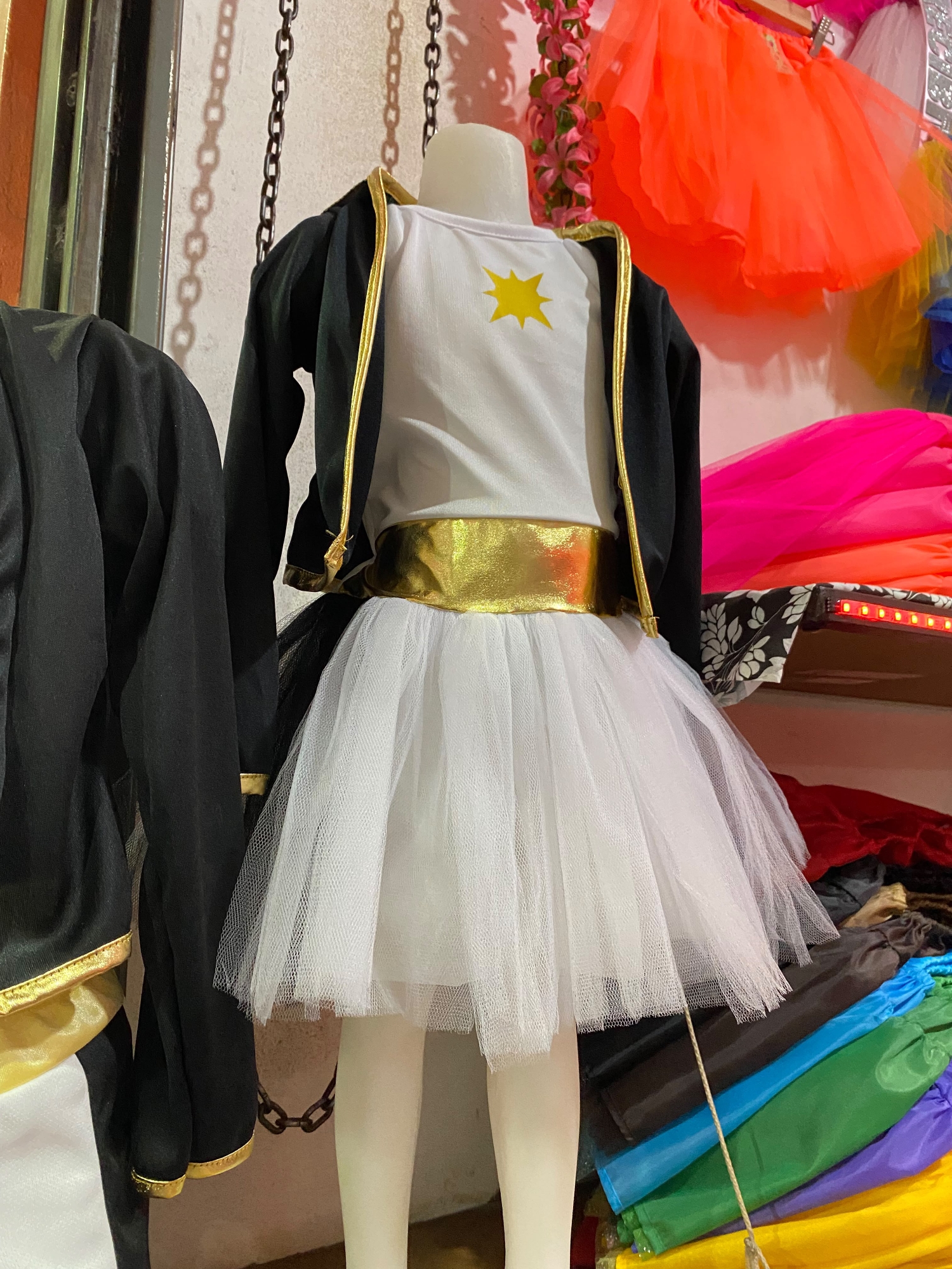Traje Guerreras Kpop - Imagen 3