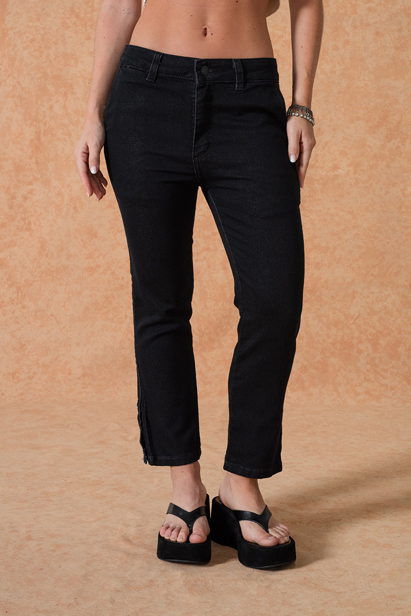 1340 Capri Botón Broche - HER%20JEANS-17.jpg