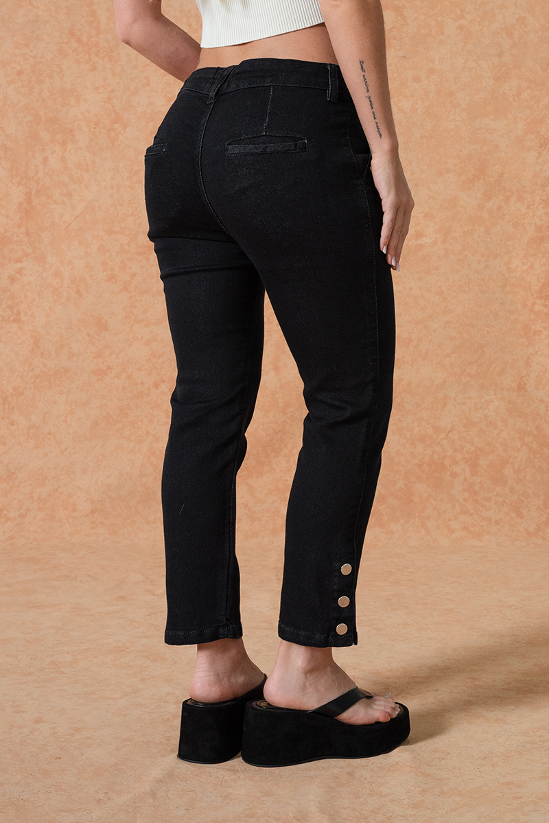 1340 Capri Botón Broche - HER%20JEANS-20.jpg