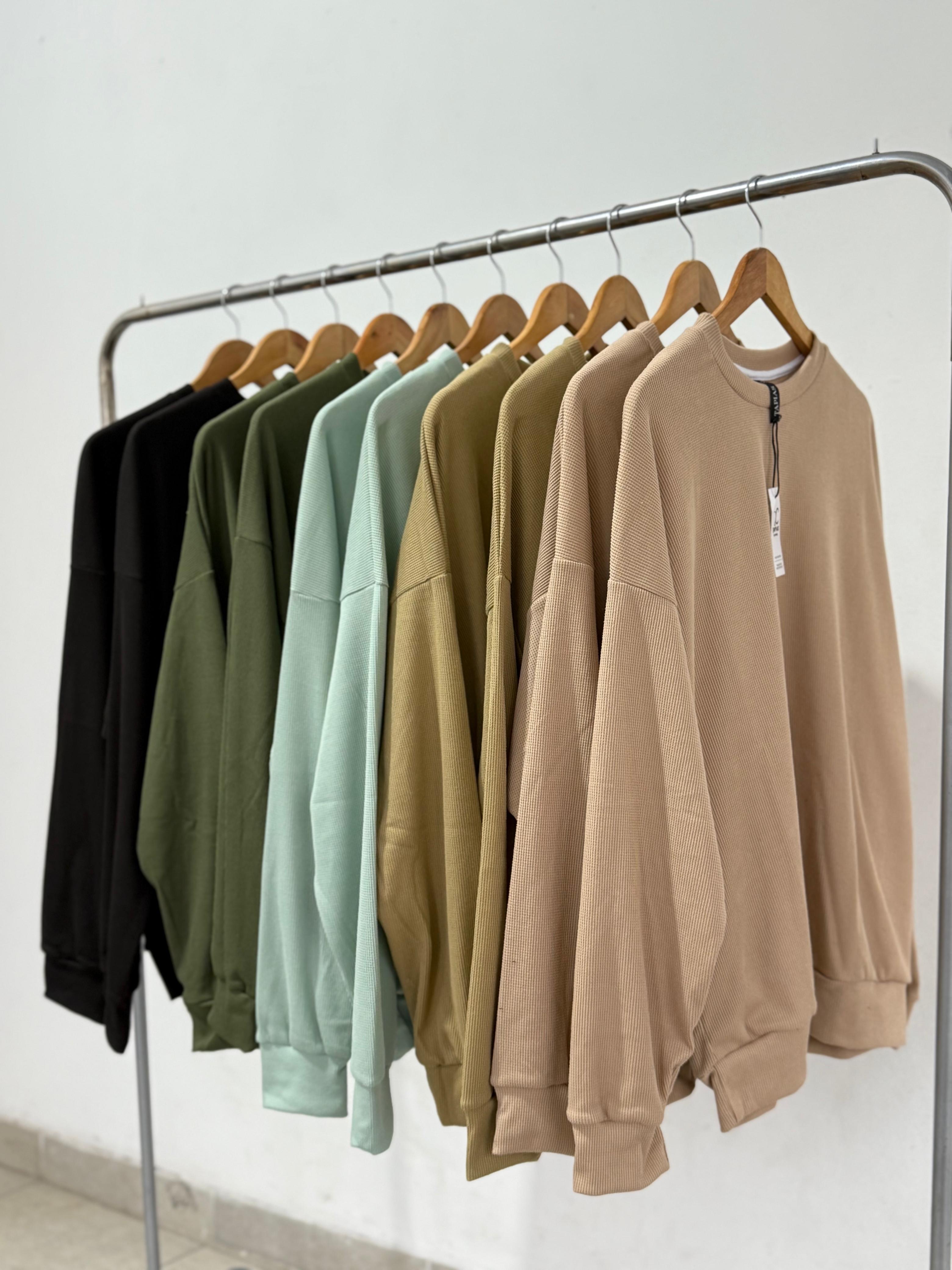 Buzo Oversize Panal - 6b5df890-98ea-4cee-abee-e94a64874e6e.jpeg