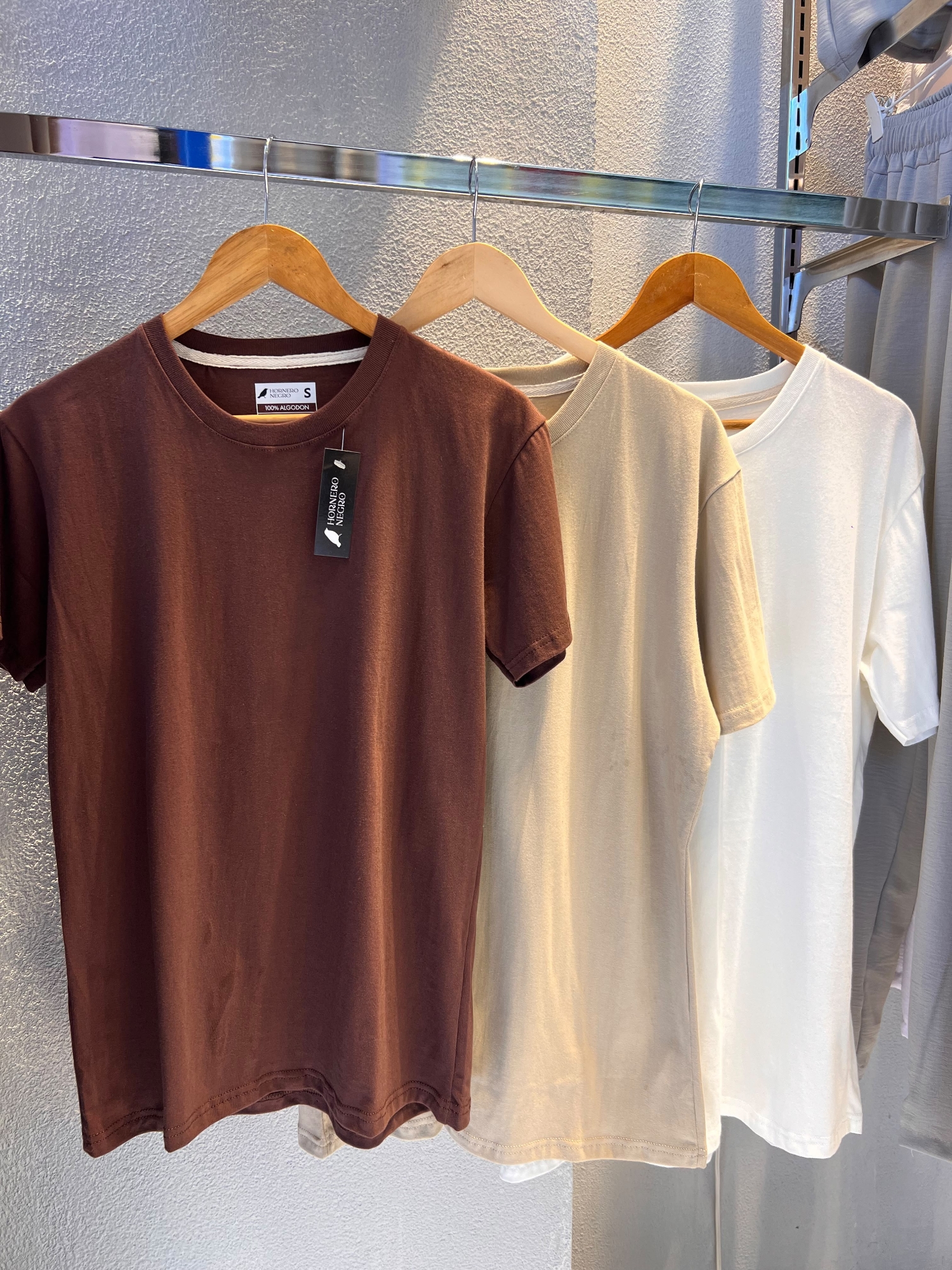 Remeras Básicas de Algodón Peinado 24/1 - Imagen 3