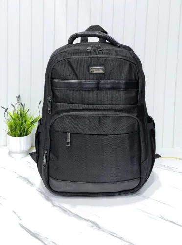 Mochilas  Reforzada de Hombre Impermeable
porta Lapto. Excelente Calidad.