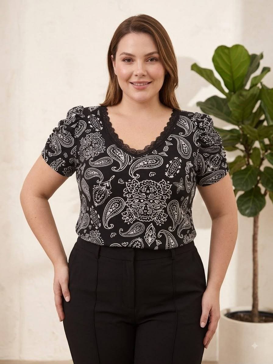 Remera Puntilla Escote V Mangas Princesas Arabesco - 774042640_2438948653262517_9148979382965747572_n.jpg