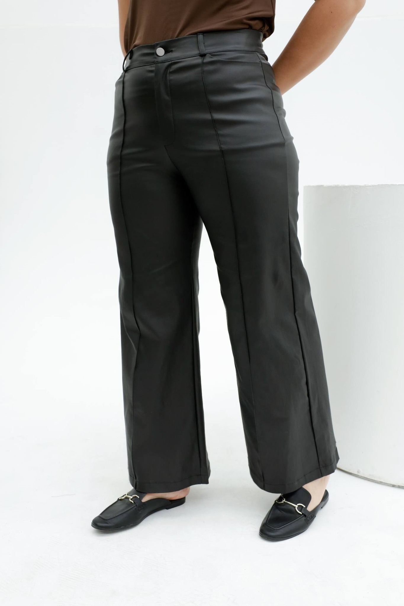 Pantalon Engomado Wide Leg con Alforza y Bolsillos - 703890810_1695938695263992_6991342054254375705_n.jpg