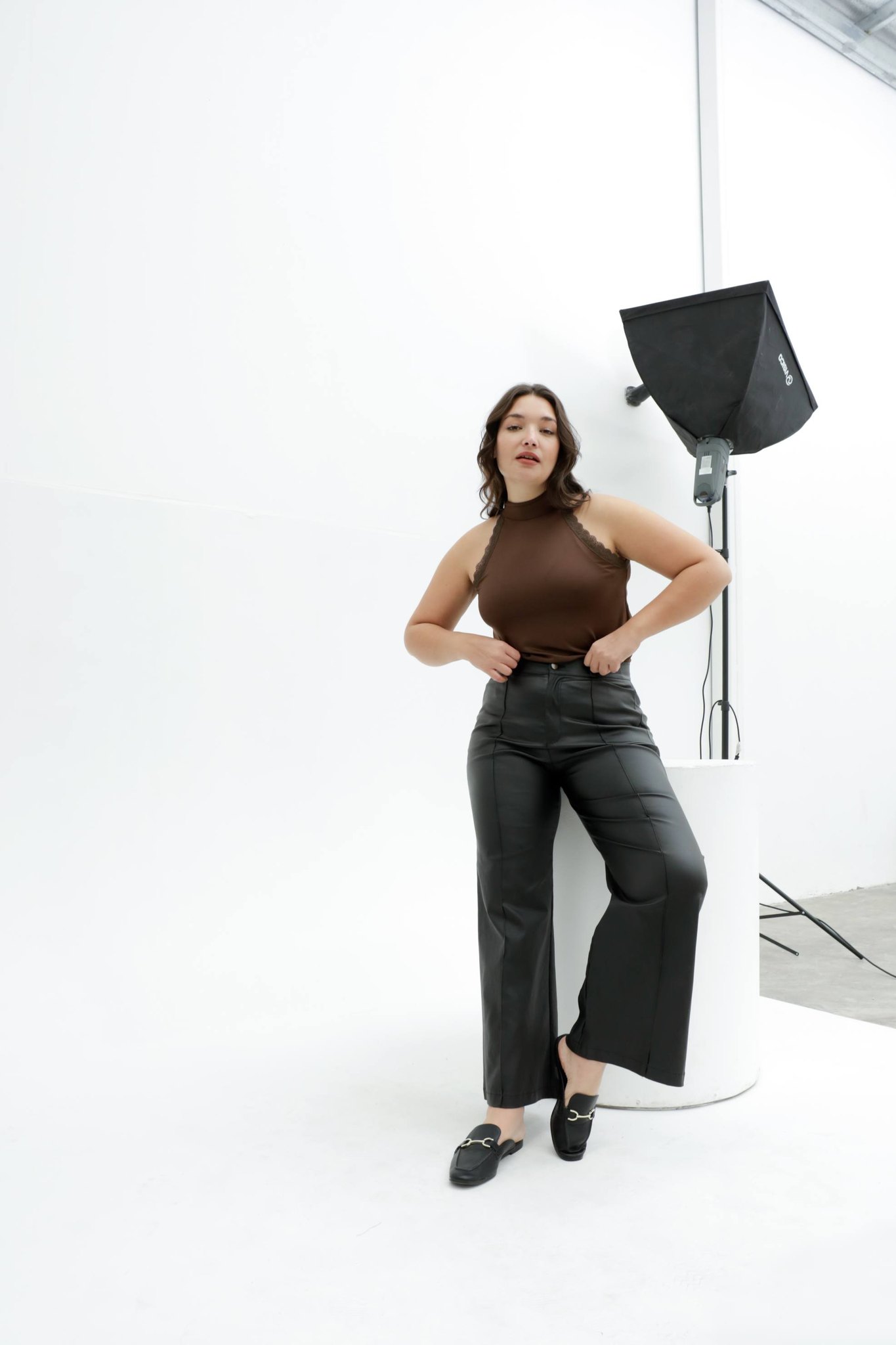 Pantalon Engomado Wide Leg con Alforza y Bolsillos - 703222534_1695938541930674_3365564328288864282_n.jpg