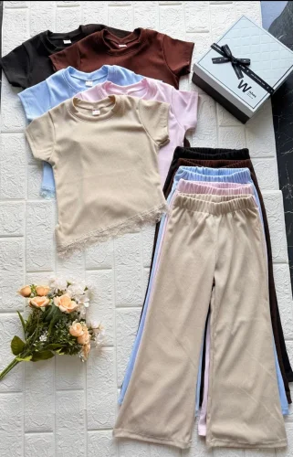 Conjunto de Nena con Puntilla