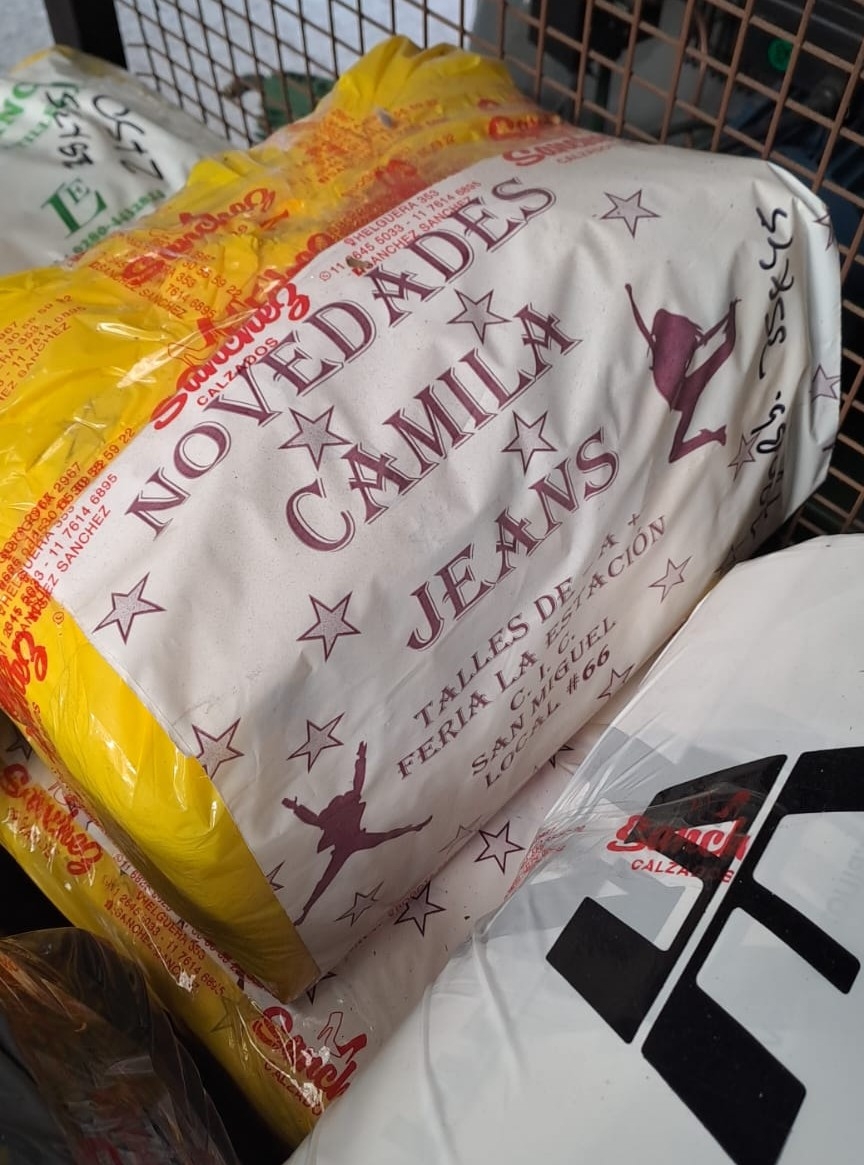 Bolsas Impresas en Cartera y Riñón Friselina y Papel - Imagen 2