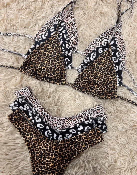 (art. 610) Bikinis