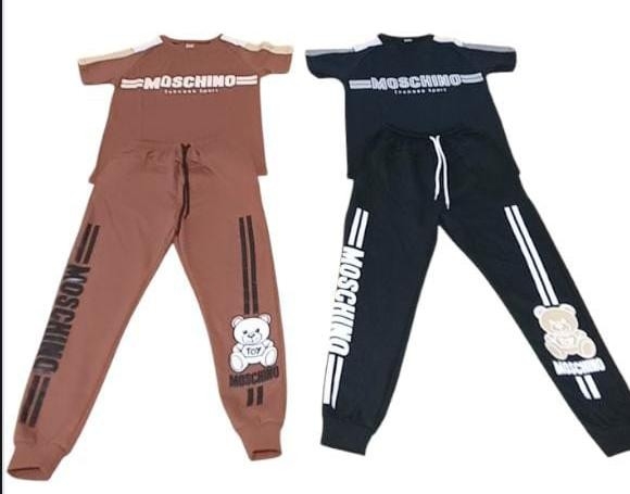 Conjunto Rustico Moschino Teens - Imagen 3