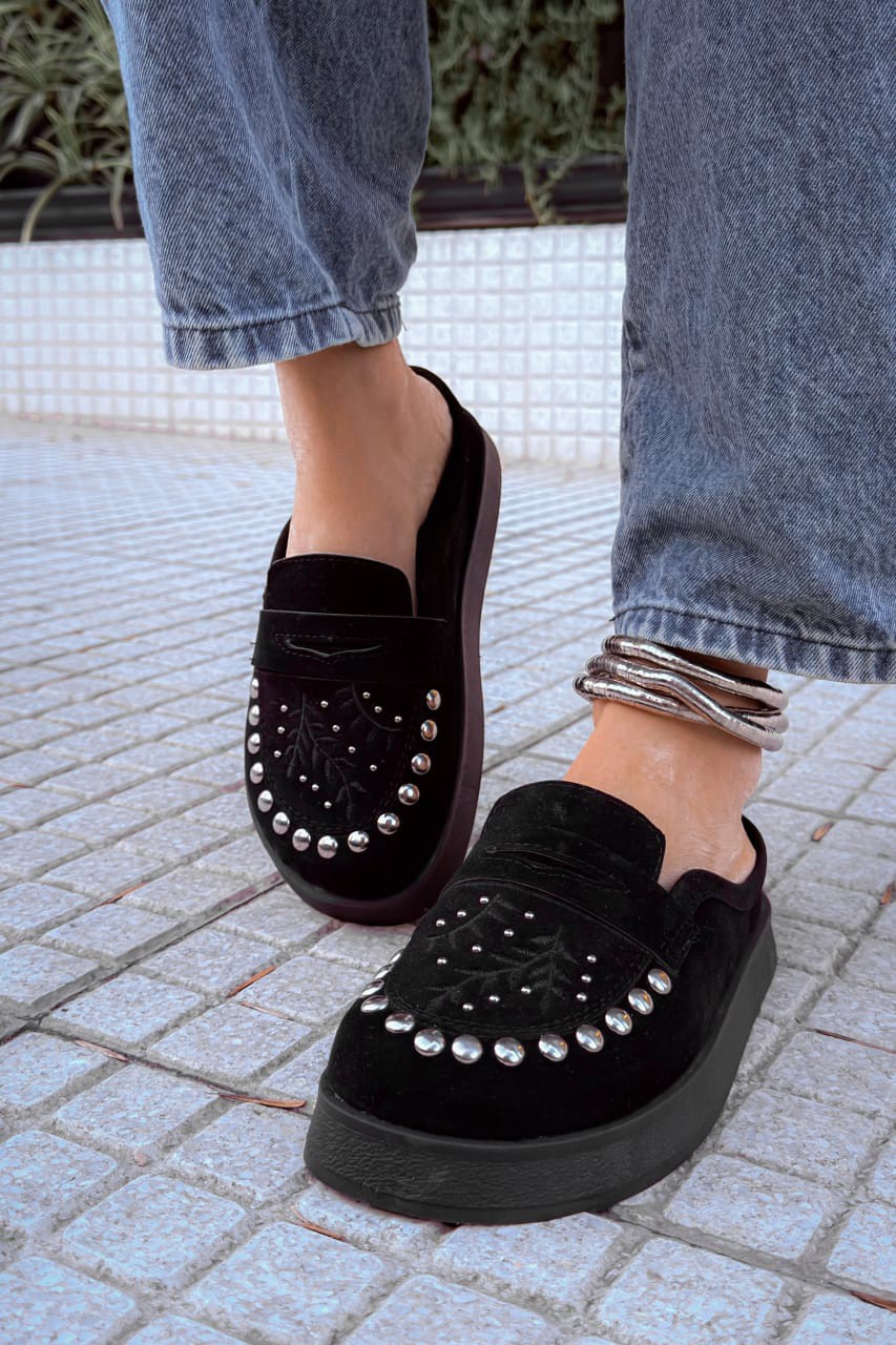 Sueco con Bordado y Tachas (art.iris) - Imagen 3
