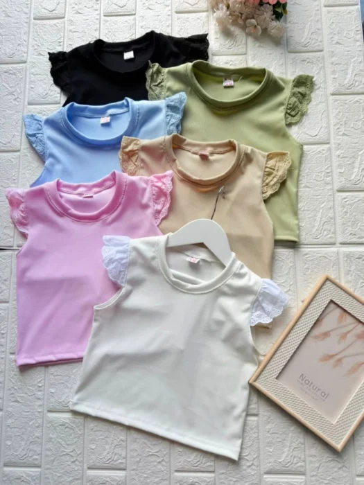 Remera con Volado y Puntilla