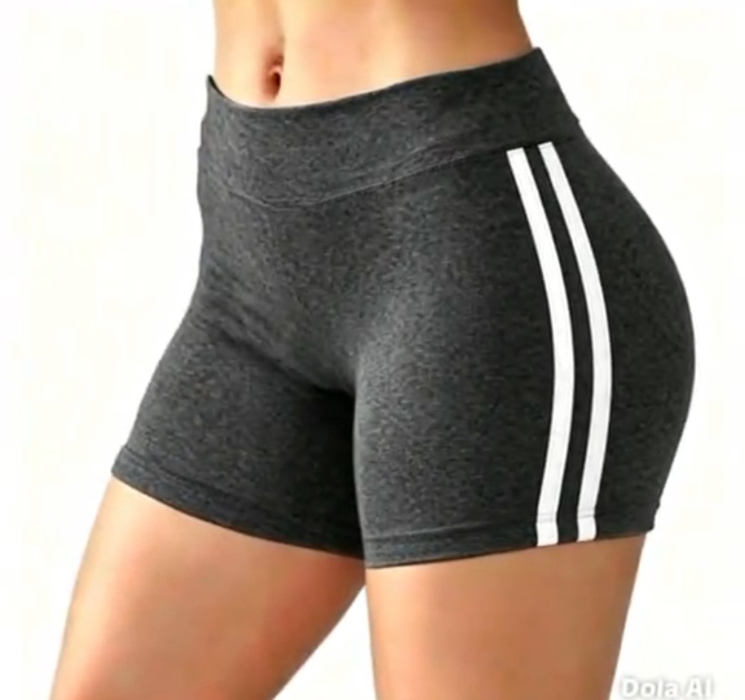 Short - Imagen 3
