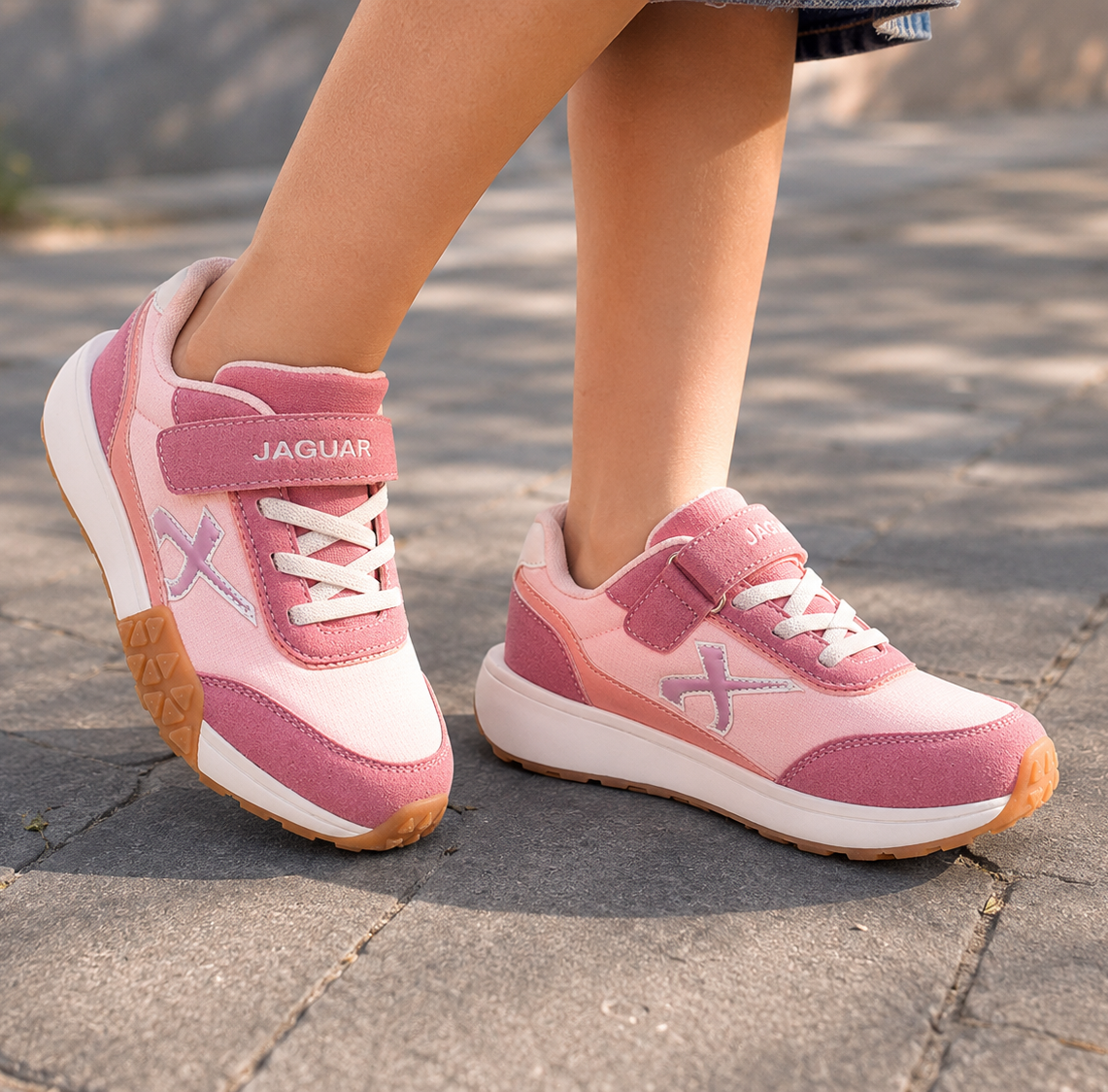 Zapatilla Urbana Niños Liviana Jaguar Importado Art. 4035 (28 al 35) - ChatGPT%20Image%2026%20ago%202026%2C%2010_05_09.png