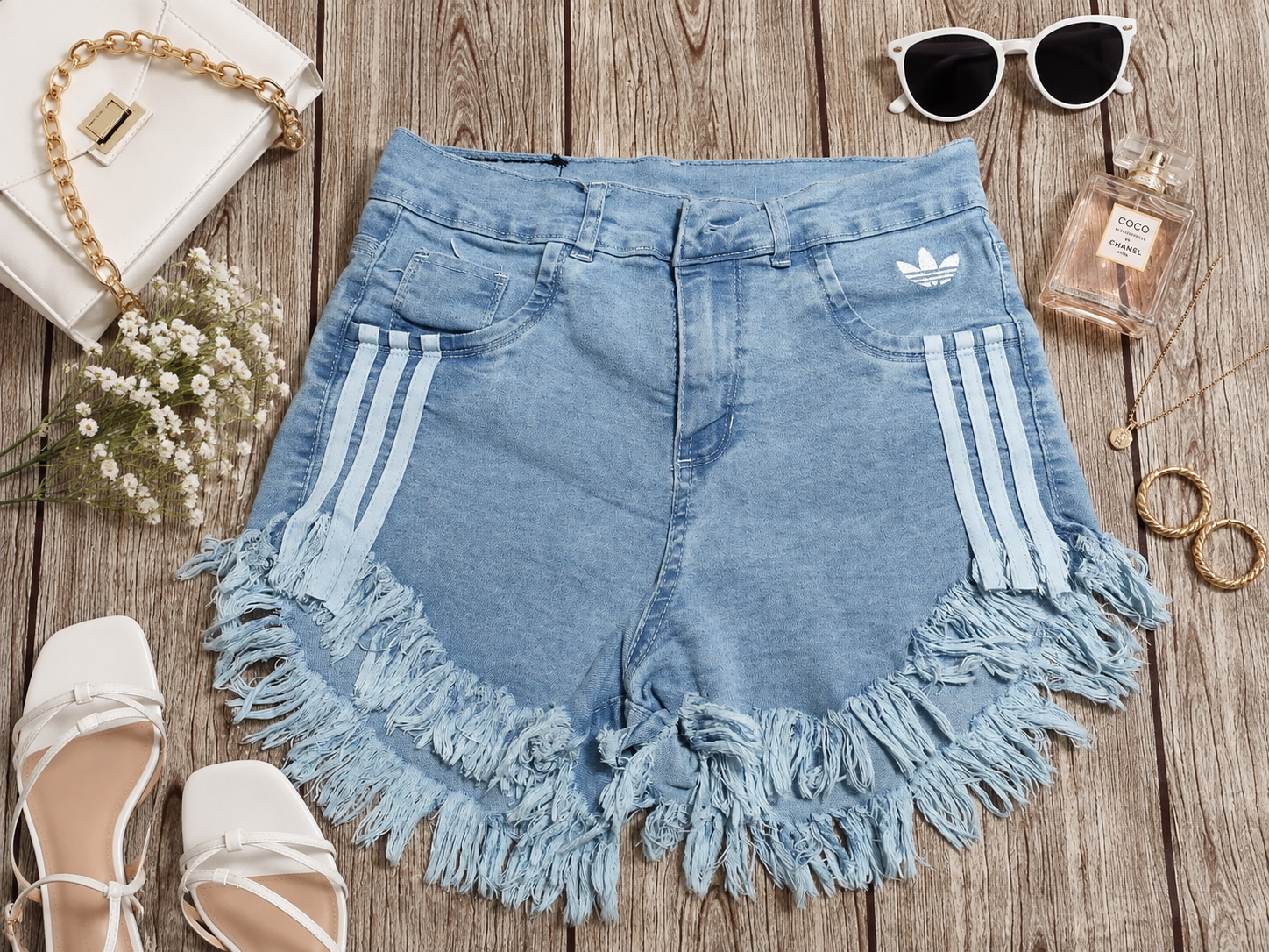 Short de Jean Desflecado     Calce Perfecto  Modelo Desflecado, Súper Canchero - 79CDEBB7-CAAE-418E-BA6F-41434C86A6FB.png