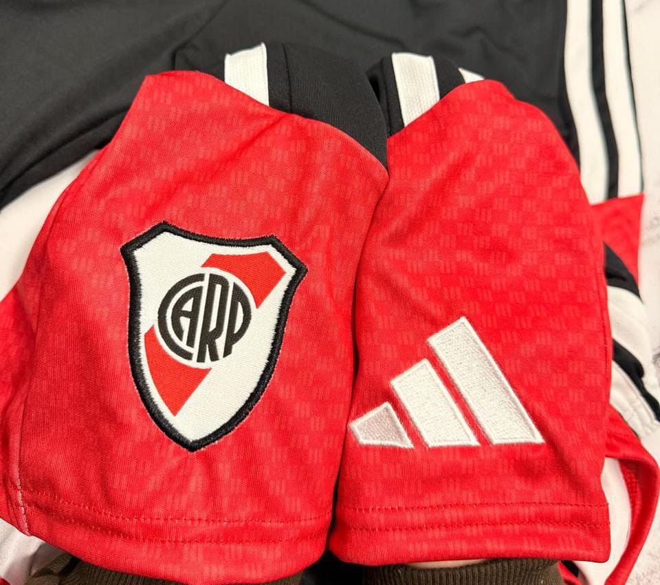 Bermuda River Plate Nueva Temporada, Entrenamiento 26/27. - Imagen 3