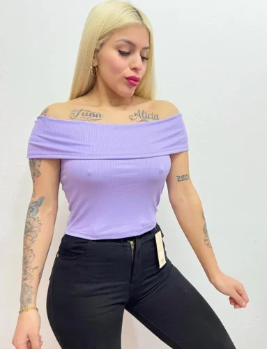 Remera Cuello Bote