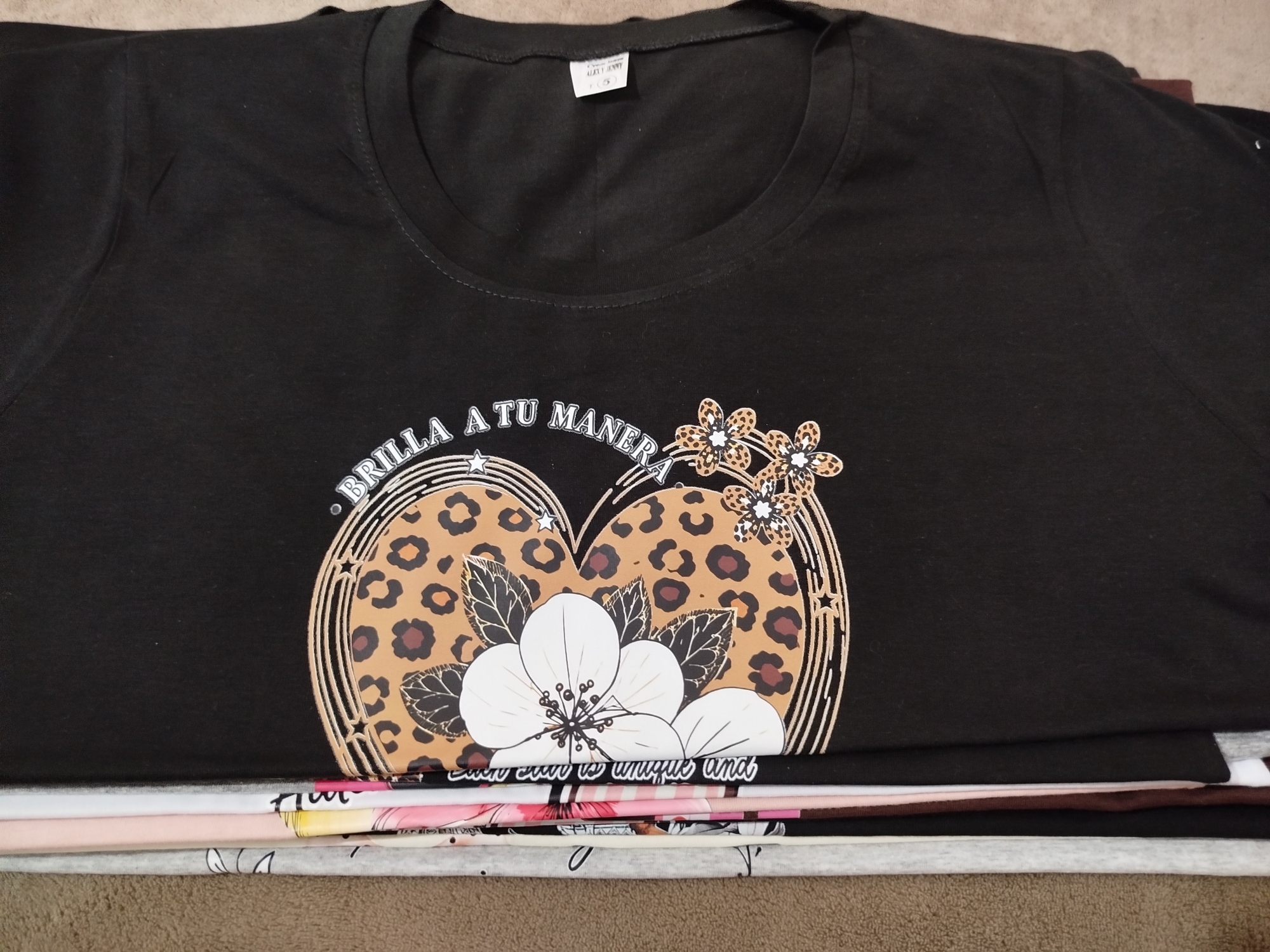 Remera Especial Estampa - Imagen 2