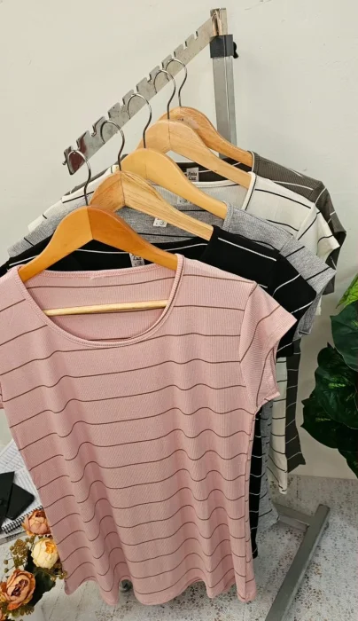 Remera Talle Especial Rayada Dama Morley