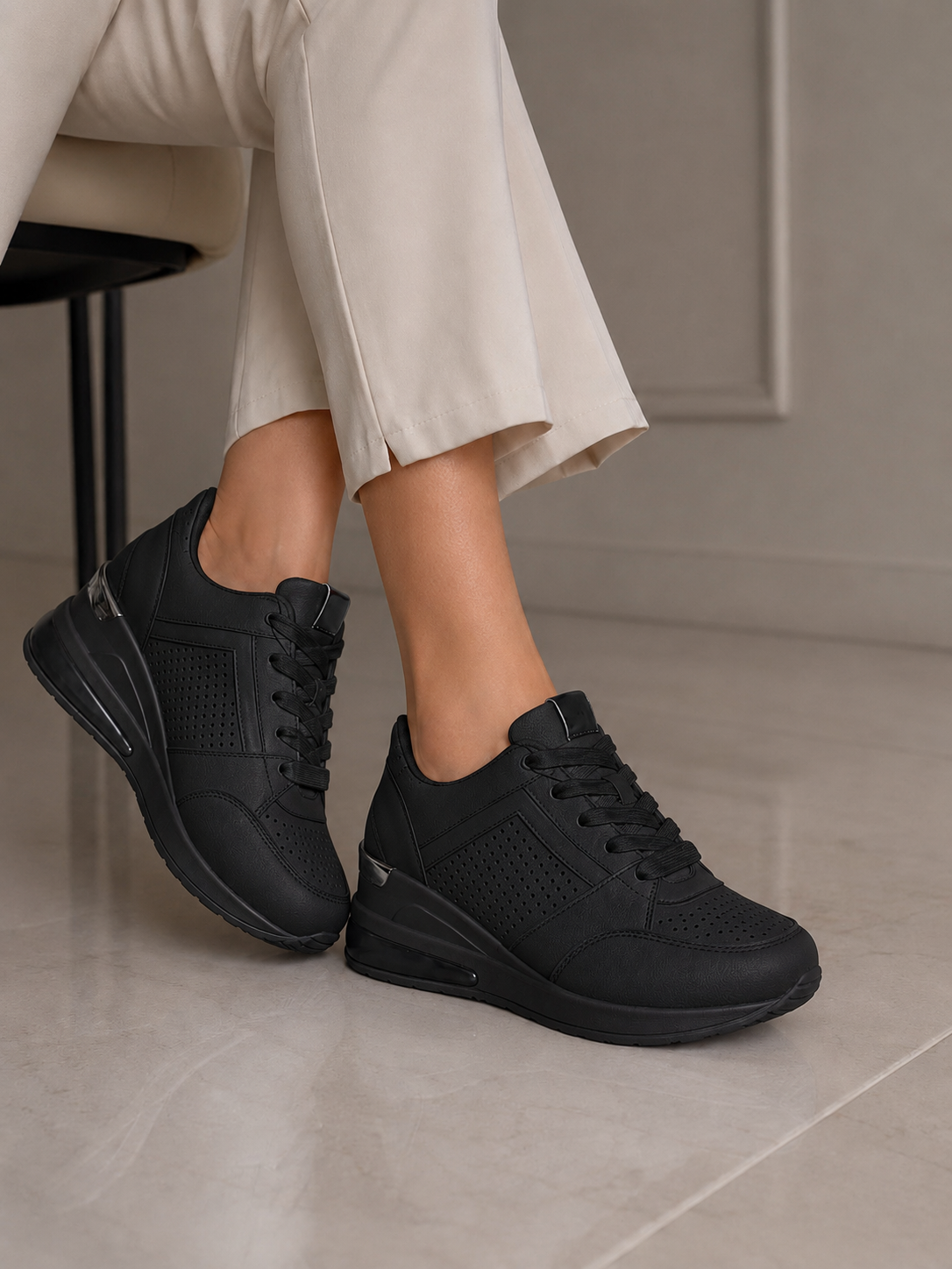 Zapatillas de Dama - 2142B217-963B-4698-91D1-7D9E4B57E48A.png