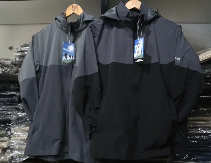 Campera Deportiva Combinada Impermeable