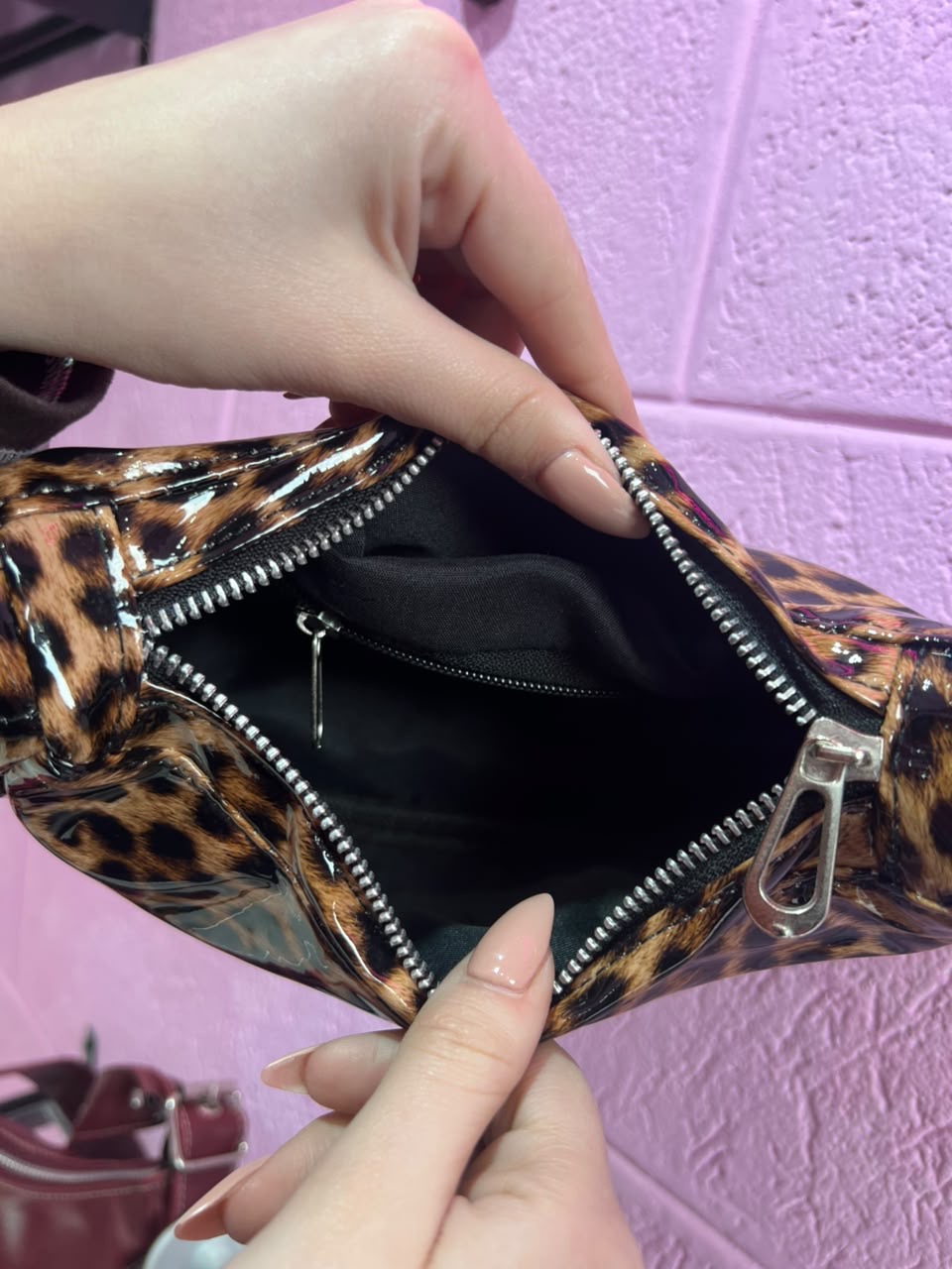 Cartera Mini Bag Baguette Charol Animal Print - f69ec3cd-2c3a-4714-a0fd-a1c10ee0a51e.jpeg