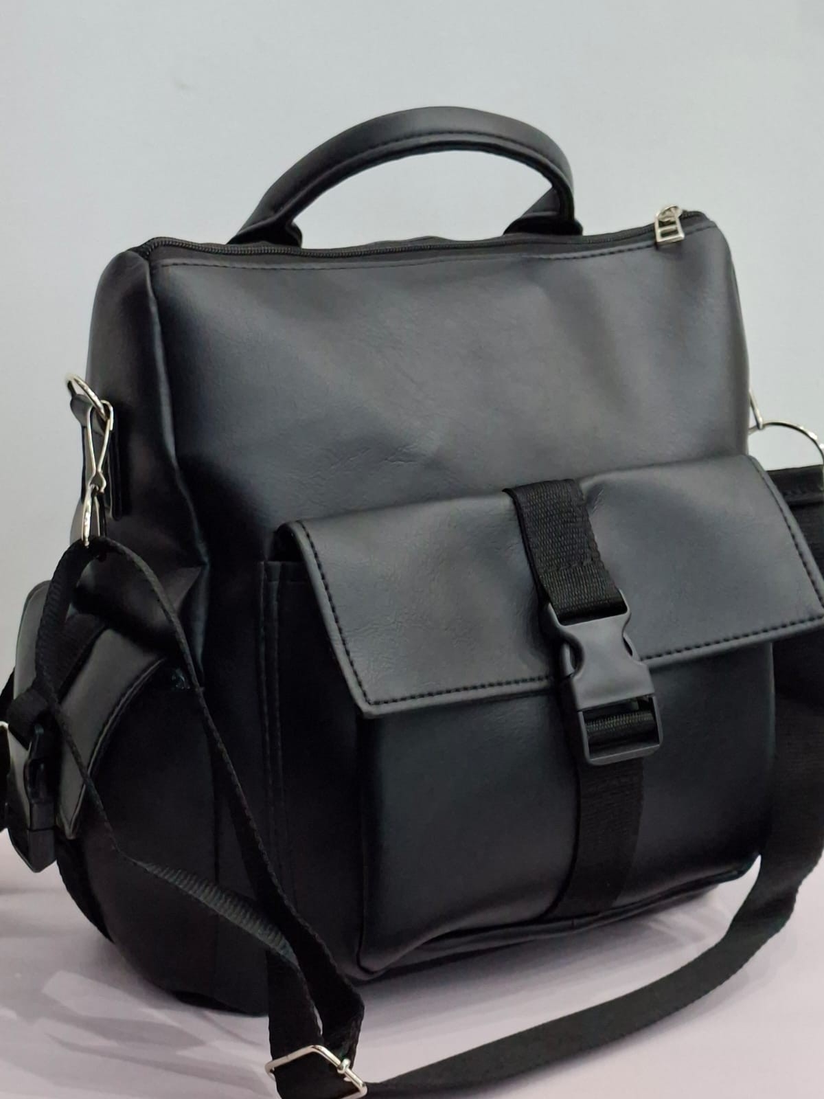 Mochila Bolso Cargo Eco Cuero - Imagen 6