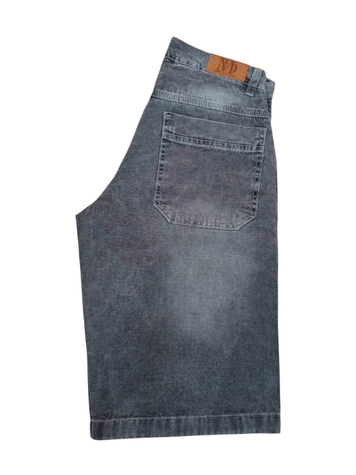 Bermuda Baggy Gris Focalizado con Bigotes - Imagen 2