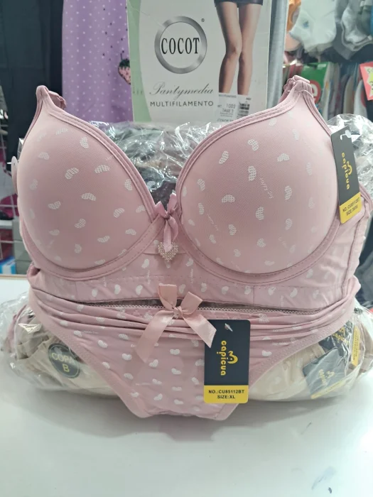 Conjunto Laycra de Corazones