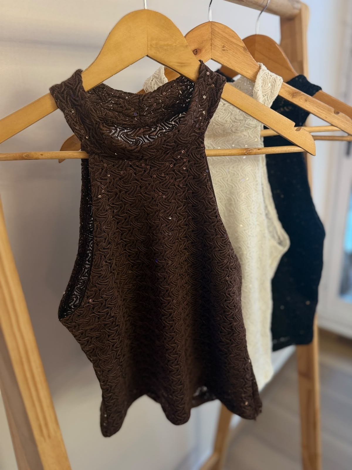 Blusa de Encaje con Lentejuelas Tsunami - Imagen 2