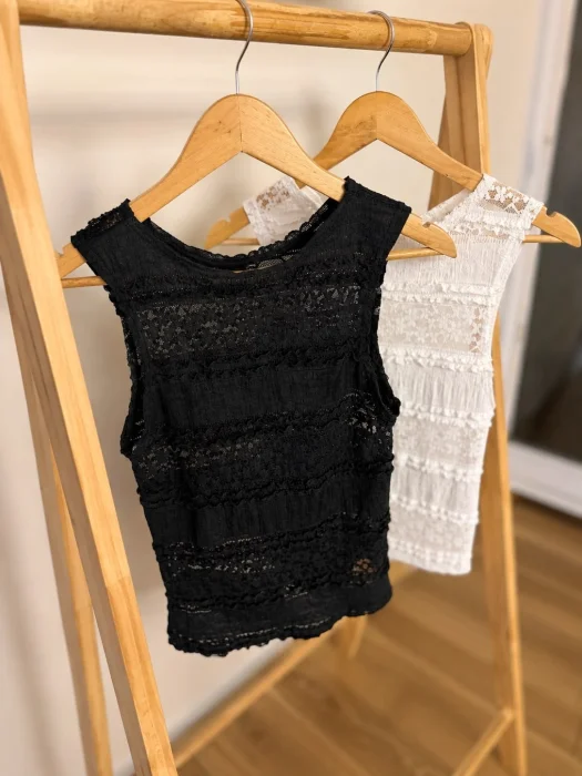 Musculosa de Encaje Lincoln