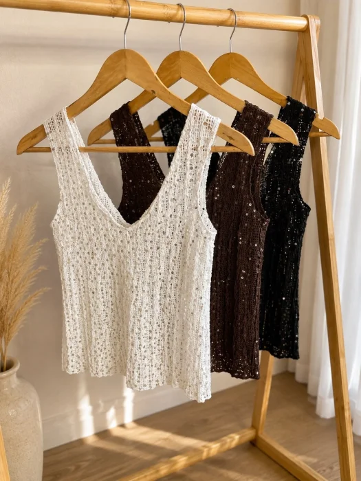 Blusa de Encaje con Lentejuelas Lucifer