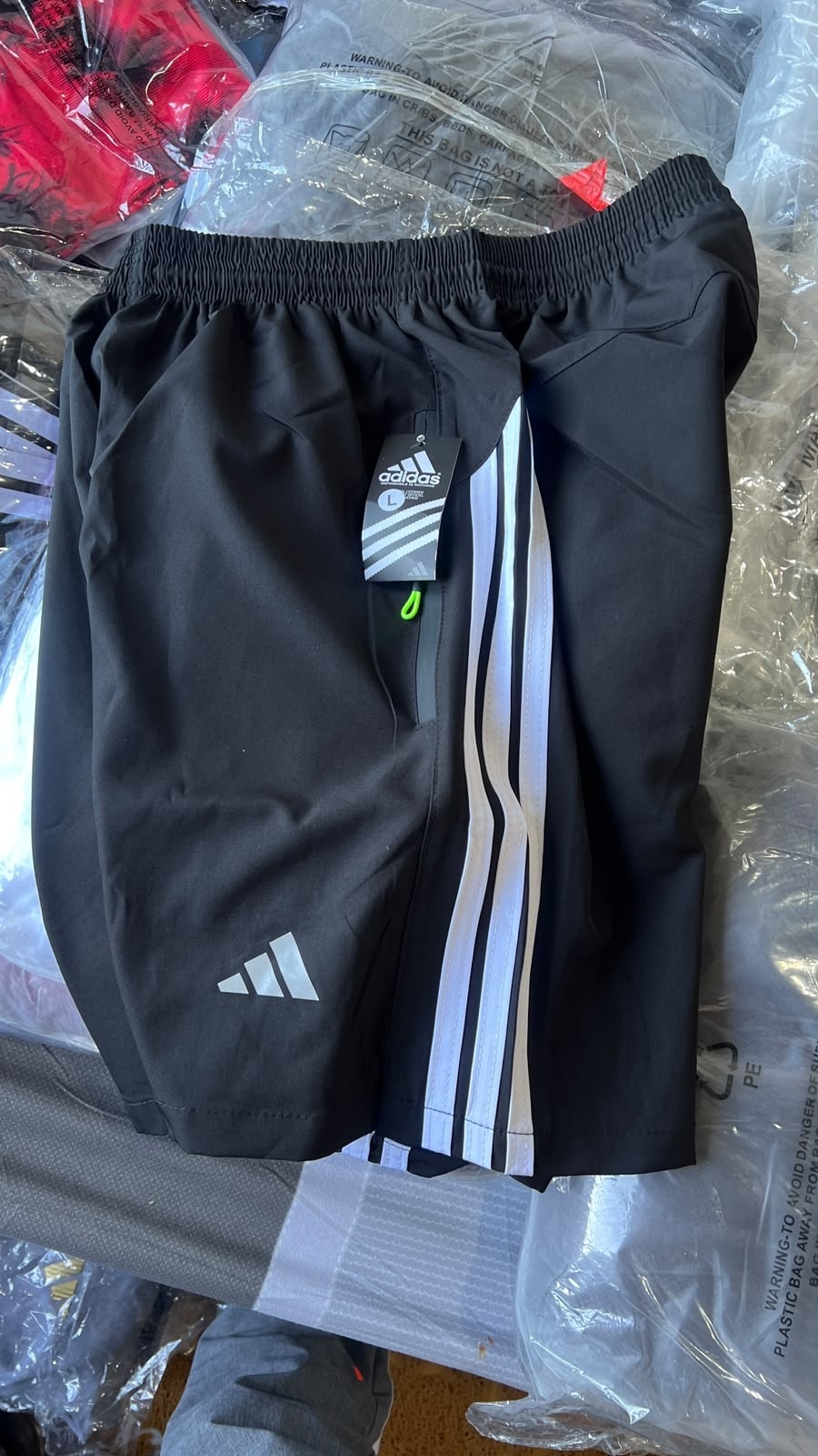 Nuevo Ingreso de Shorts Importados de Microfibra Sierre en los Bolsillos - Imagen 2