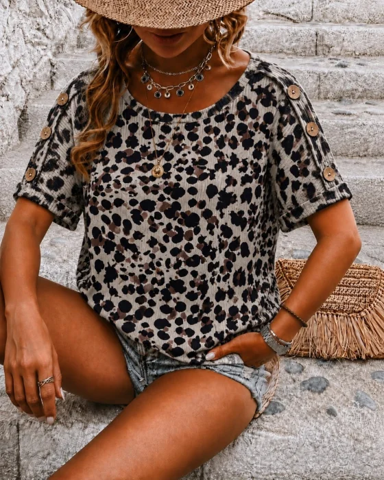 Remera Botón al Hombro