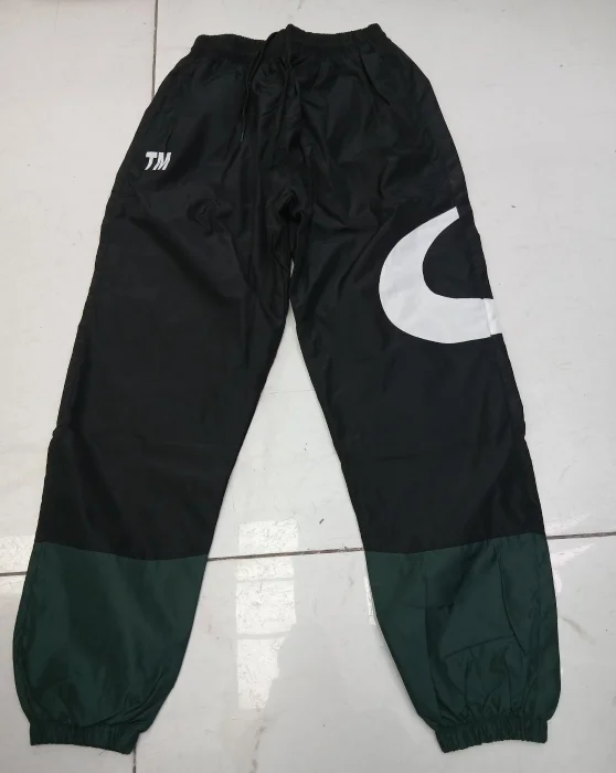 Pantalones Rompevientostm