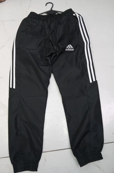 Pantalones Rompevientos
