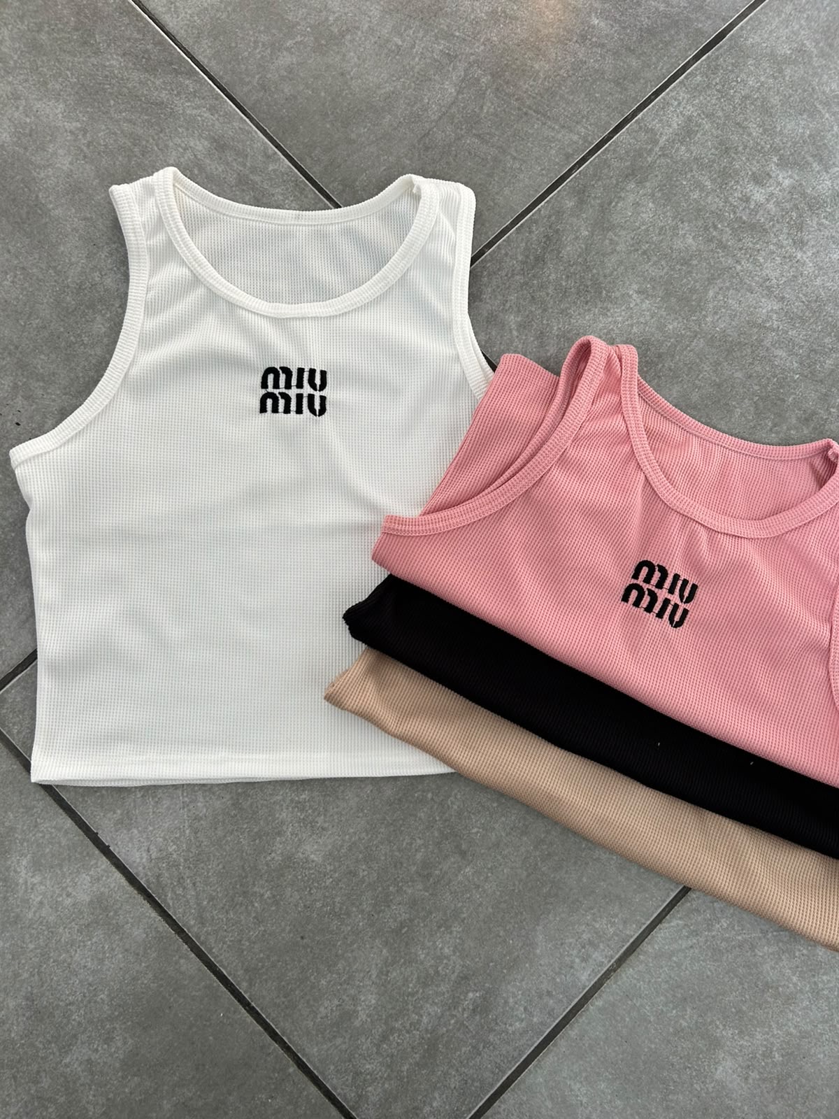 Musculosa Mujer Morley - b8bccc41-42e6-492f-82cf-80d7f386bfe8.jpeg