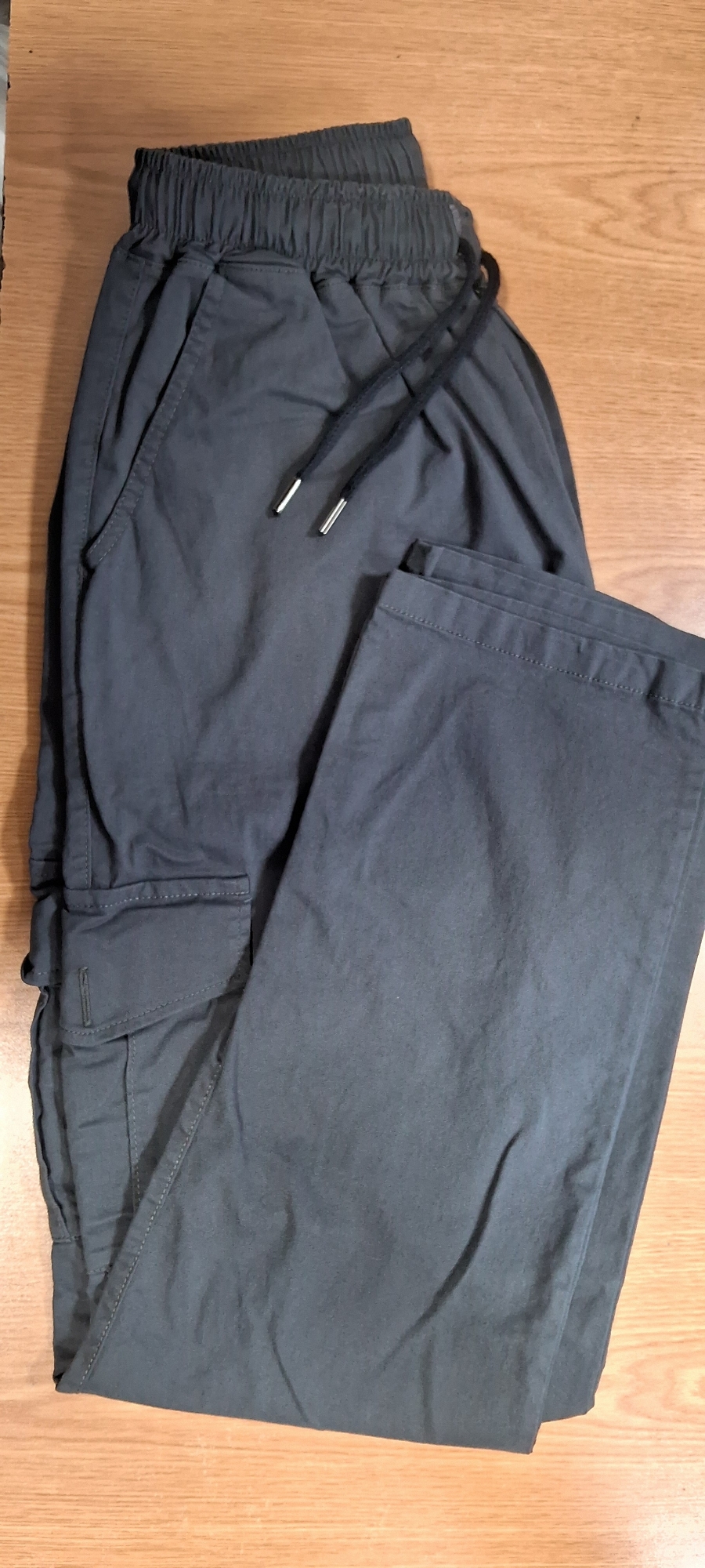 Pantalon Gabardina con Cargo - Imagen 2