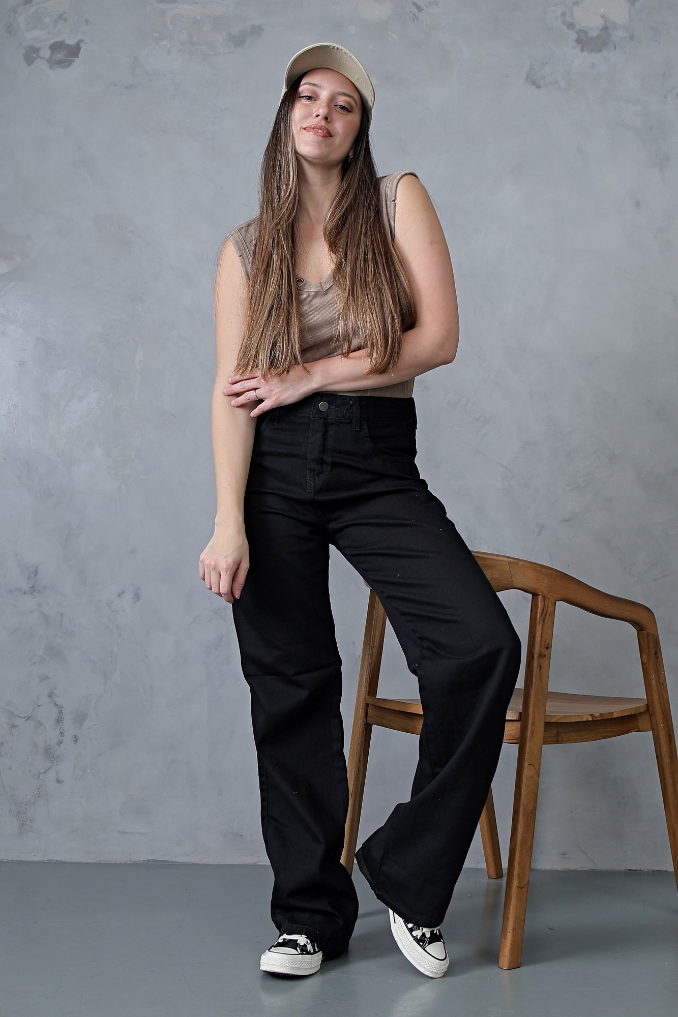 Wide Leg Negro Rígido Liso! - Imagen 6